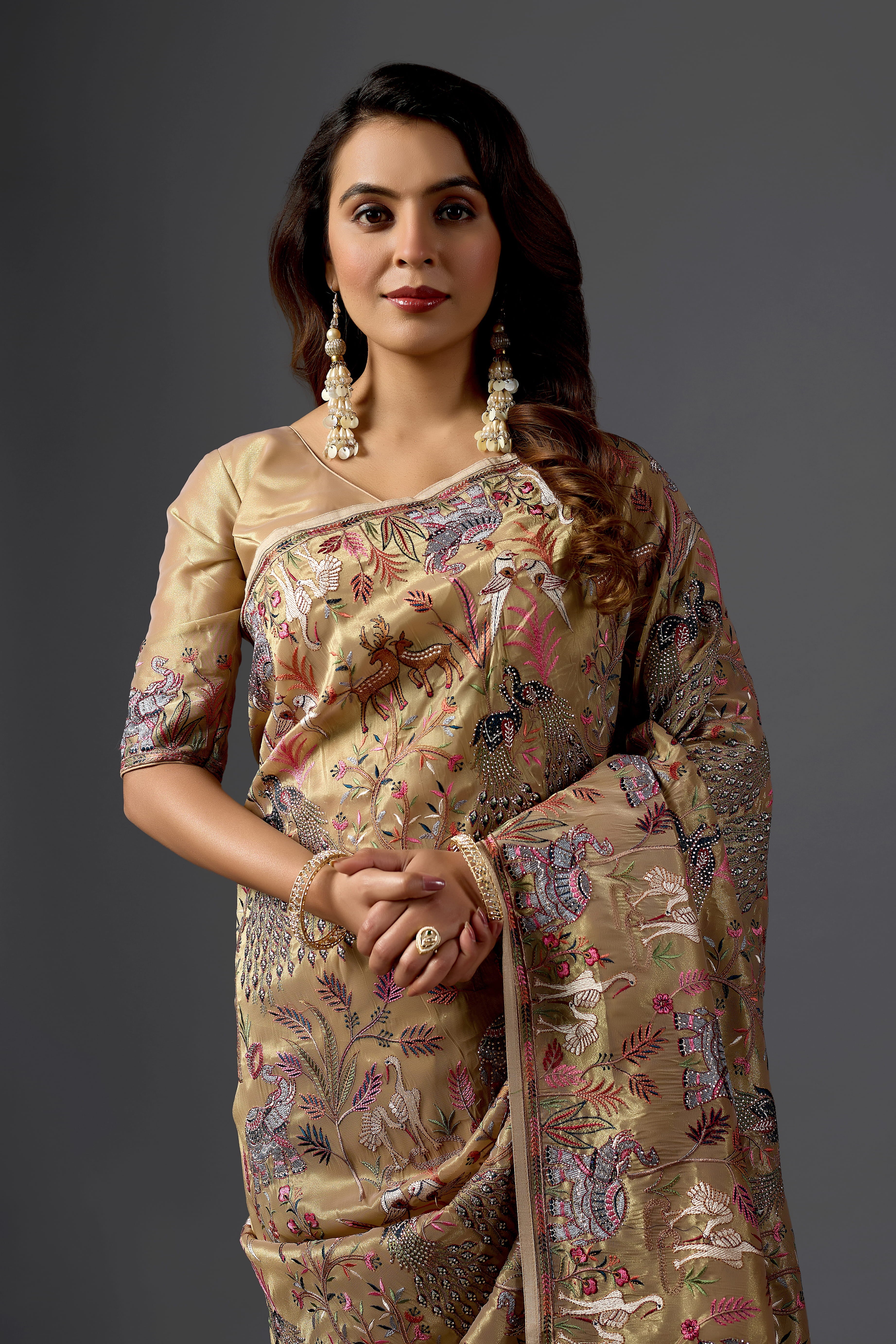 Beige giraffe Woven Saree with Nature Motif Embroidery