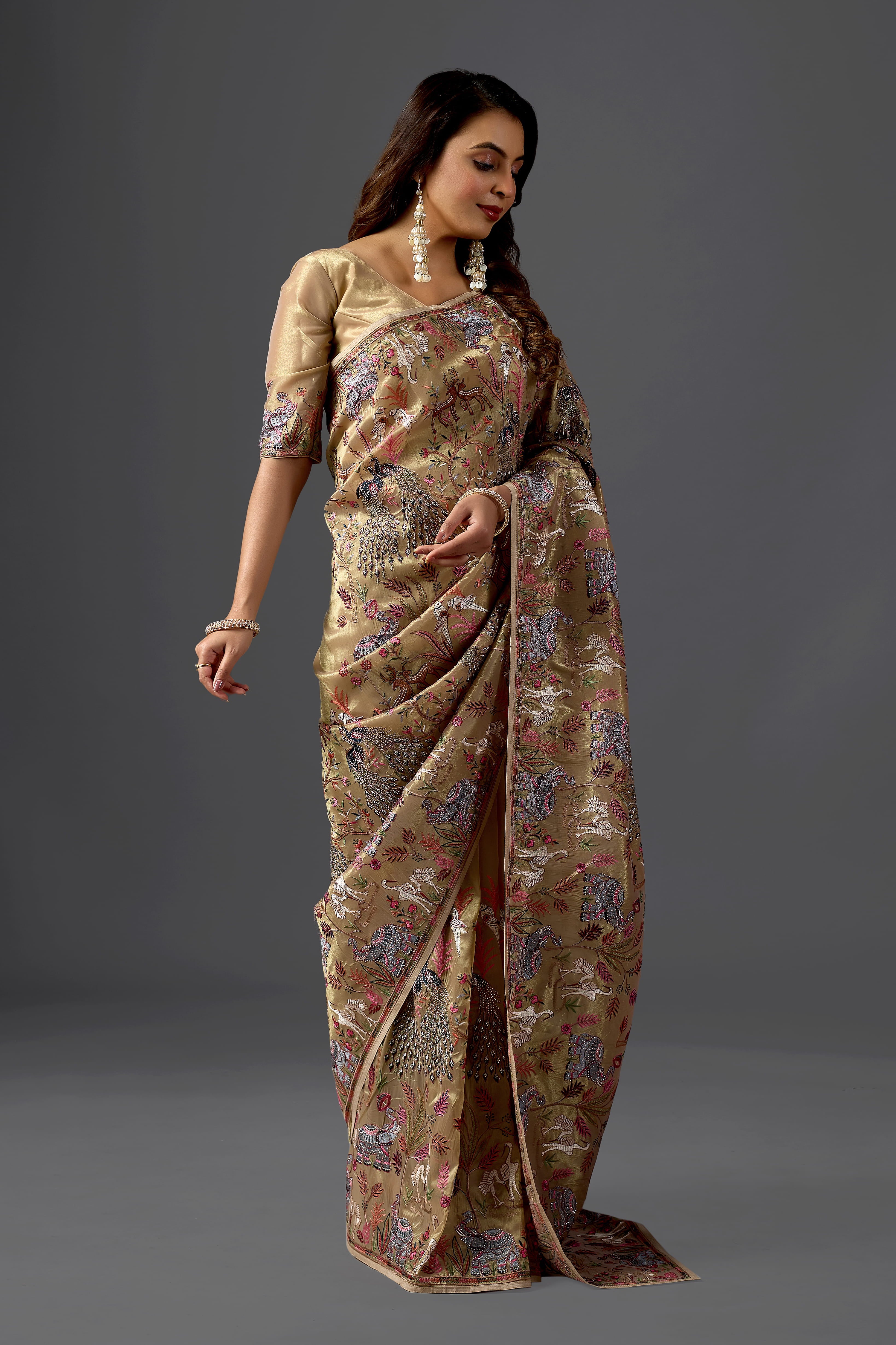 Beige giraffe Woven Saree with Nature Motif Embroidery