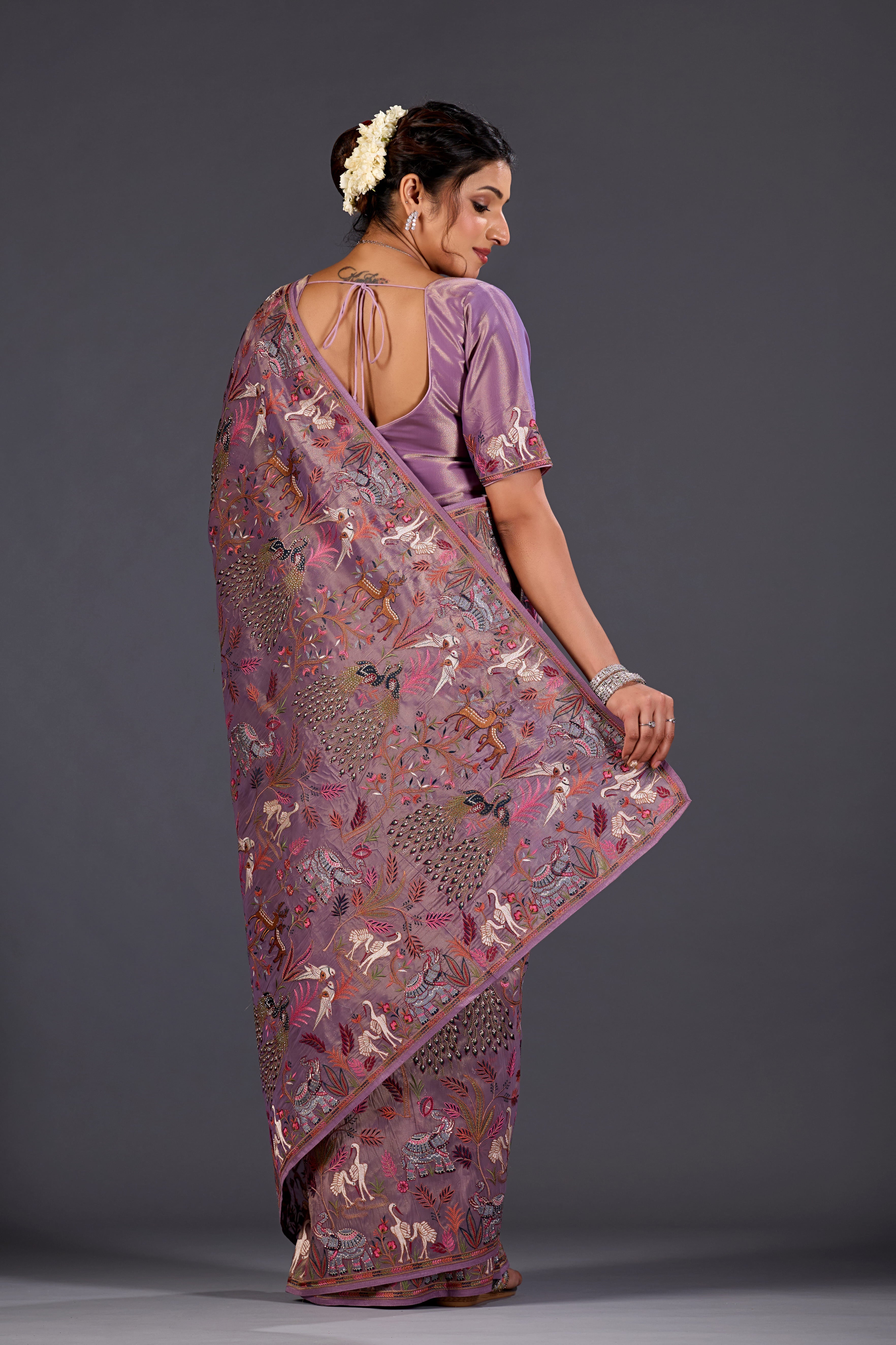 lilac Giraffe Woven Saree With Nature Motif Embrodiery